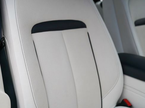 Certified 2022 Rolls-Royce Ghost image 73