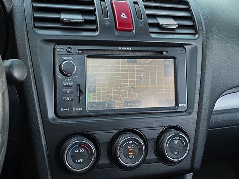 Used 2015 Subaru Forester 2.5i Limited image 21