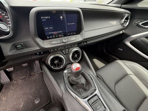 Used 2021 Chevrolet Camaro SS w/ LPO, Ground Effects Package RWD image 11