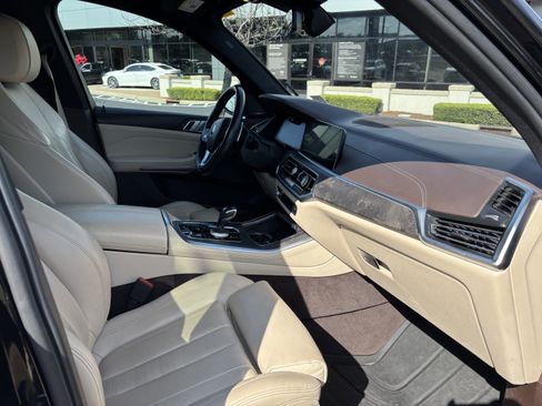 Used 2019 BMW X5 xDrive40i w/ Executive Package image 35
