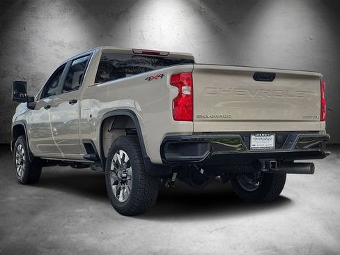 New 2026 Chevrolet Silverado 2500 Custom w/ Custom Value Package AWD/4WD image 4