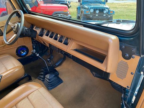 Used 1995 Jeep Wrangler Rio Grande image 26