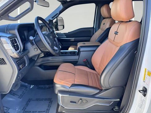 Used 2024 Ford F450 Platinum w/ FX4 Off-Road Package image 10