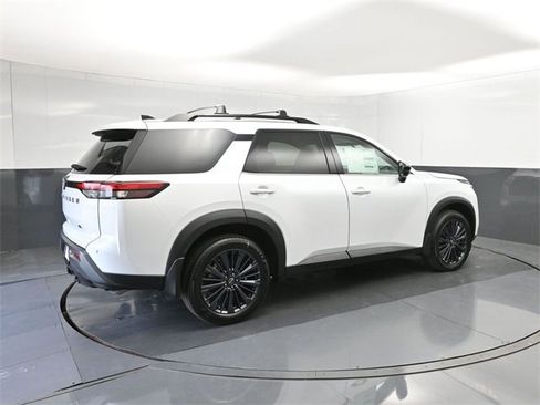 New 2026 Nissan Pathfinder SL w/ SL Premium Package image 15