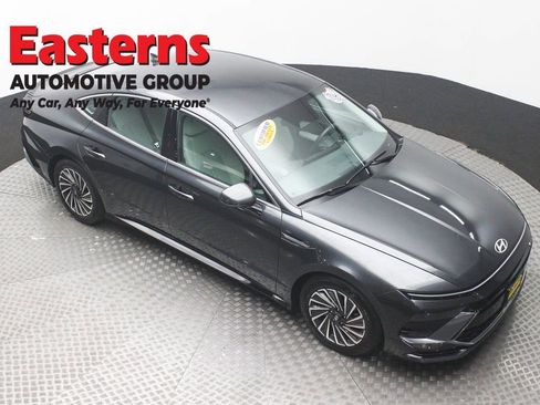 Used 2025 Hyundai Sonata SEL image 3