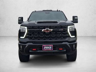 Used 2025 Chevrolet Silverado 2500 ZR2 w/ Technology Package AWD/4WD video 2