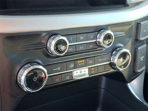 Used 2023 Ford F150 Lightning Pro image 15