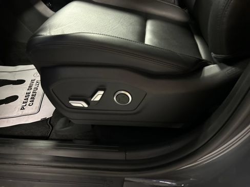 Used 2026 Hyundai Santa Fe Limited AWD/4WD image 11