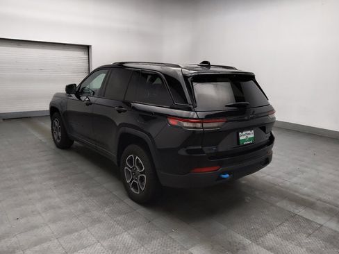 Used 2022 Jeep Grand Cherokee Trailhawk w/ Advanced Protech Group II AWD/4WD image 5