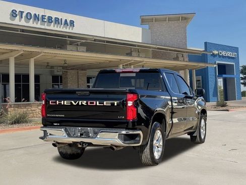 Used 2022 Chevrolet Silverado 1500 LTZ image 5