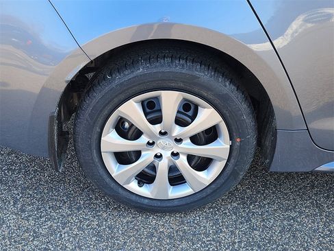 New 2026 Toyota Corolla LE image 5