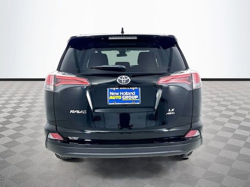 Used 2018 Toyota RAV4 LE w/ All Weather Liner Package AWD/4WD image 6