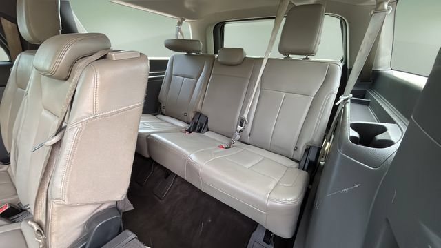 Used 2018 Ford Expedition Max XLT w/ Equipment Group 201A AWD/4WD image 33