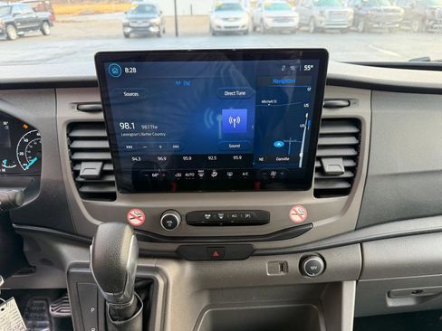 Used 2022 Ford Transit 350 XLT image 31