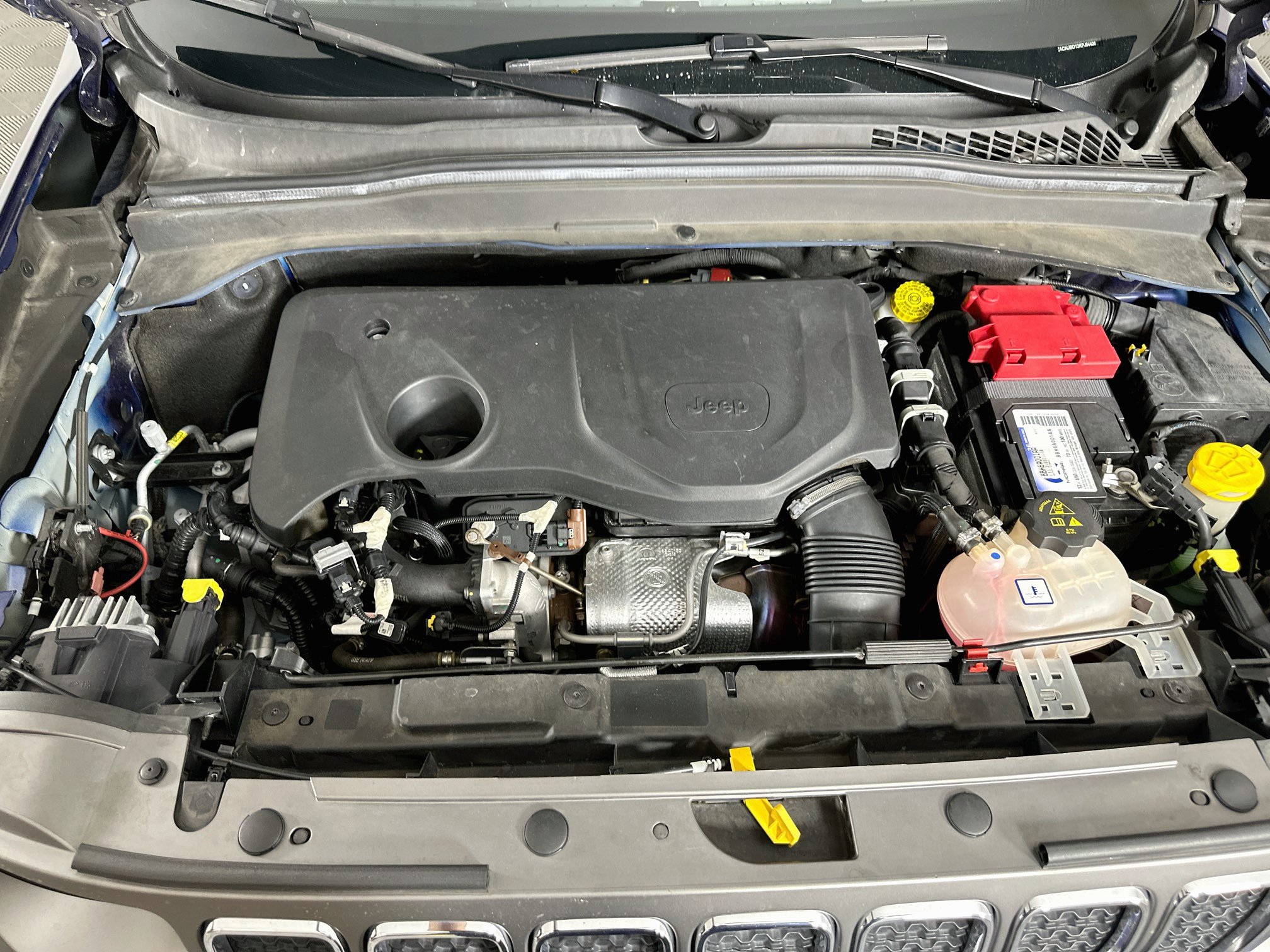 Used 2019 Jeep Renegade Limited w/ LED Lighting Group AWD/4WD image 30