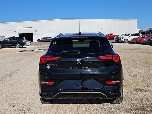 New 2026 Buick Encore GX Sport Touring image 4