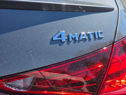 Used 2024 Mercedes-Benz C 300 4MATIC Sedan image 29