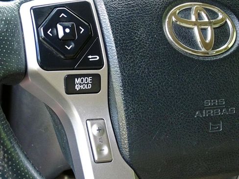 Used 2018 Toyota 4Runner SR5 RWD image 15