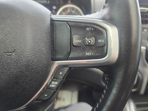 Used 2023 RAM 1500 Laramie AWD/4WD image 12