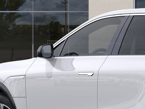 New 2025 Cadillac Lyriq Luxury image 43