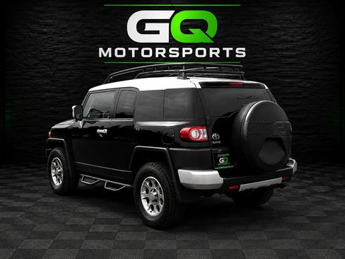 Used 2013 Toyota FJ Cruiser 4WD w/ Upgrade Pkg image 5