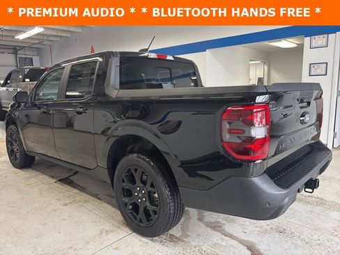 New 2025 Ford Maverick Lariat w/ Black Appearance Package image 6