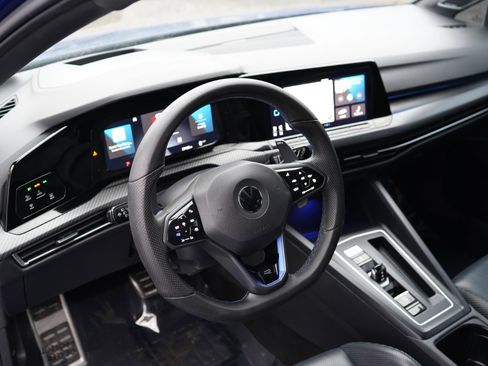 Used 2022 Volkswagen Golf R 2.0T DSG image 30