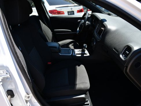 Used 2023 Dodge Charger SXT image 28