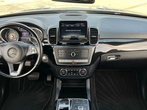 Used 2017 Mercedes-Benz GLS 550 GLS 550 image 34