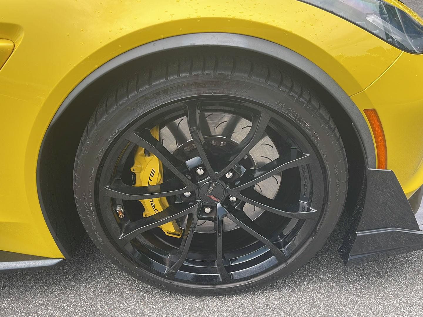 Used 2017 Chevrolet Corvette Grand Sport RWD image 11