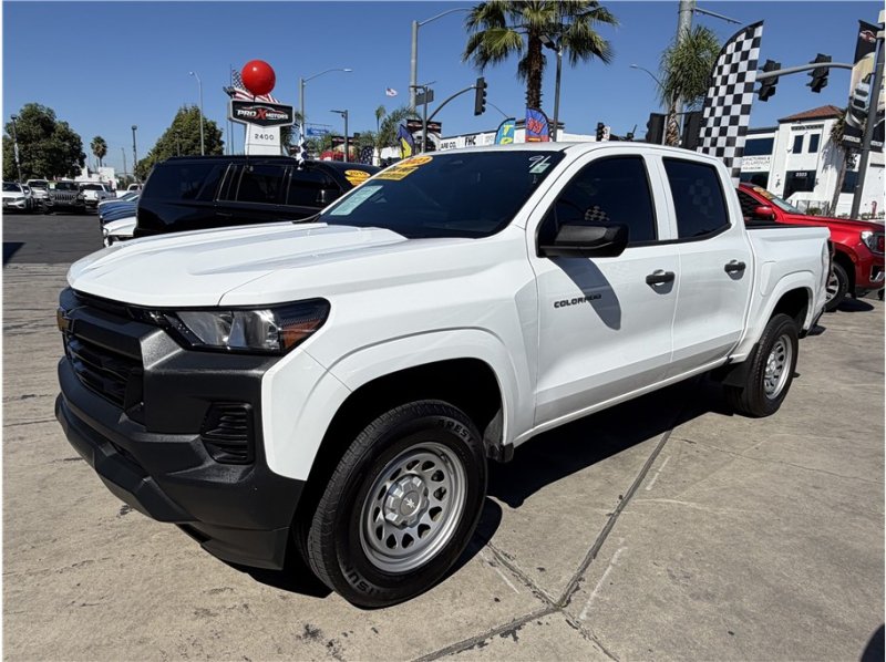 Used 2023 Chevrolet Colorado W/T RWD image 10