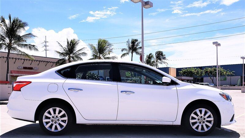 Used 2018 Nissan Sentra S FWD image 5