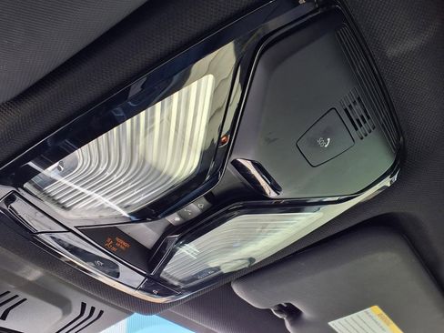 Used 2021 BMW X5 sDrive40i w/ Premium Package image 26