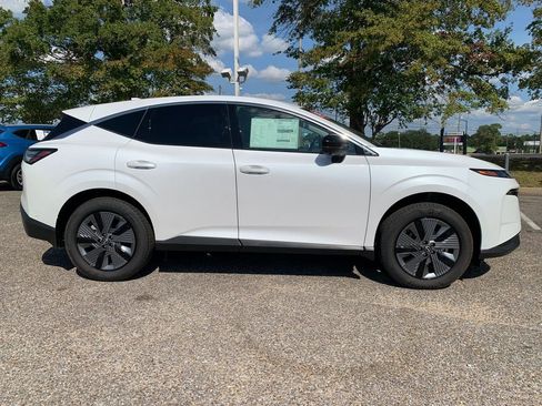 New 2025 Nissan Murano SL w/ Cargo Package image 2