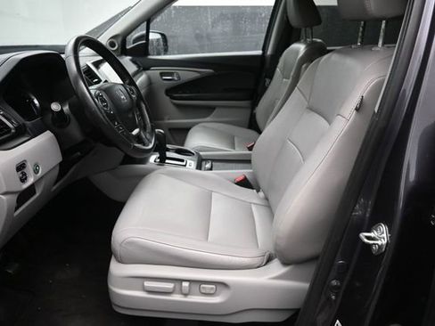 Certified 2017 Honda Pilot EX-L image 21