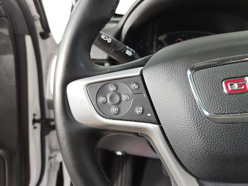Used 2024 GMC Terrain SLT AWD/4WD image 22