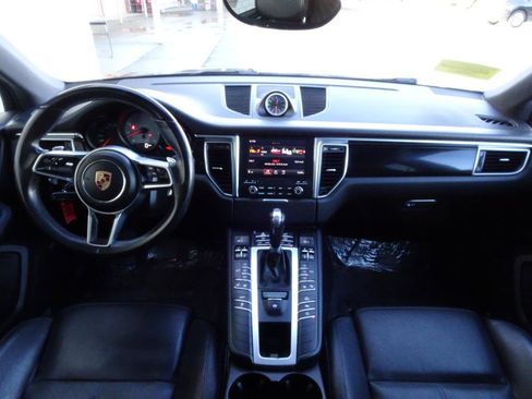Used 2017 Porsche Macan S image 15