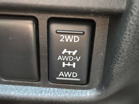 Used 2015 Nissan Juke NISMO AWD/4WD image 19