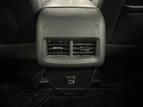Used 2020 Chevrolet Equinox Premier w/ LPO, Floor Liner Package FWD image 19