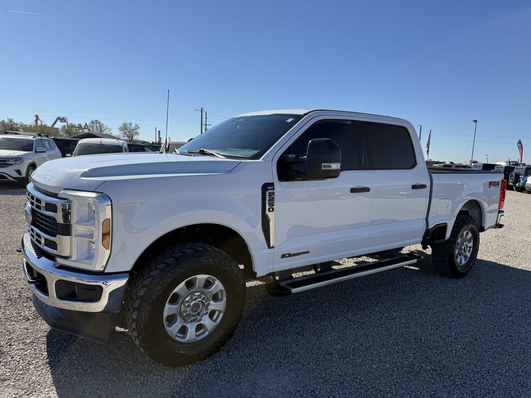 Used 2024 Ford F250 XLT w/ FX4 Off-Road Package AWD/4WD image 5