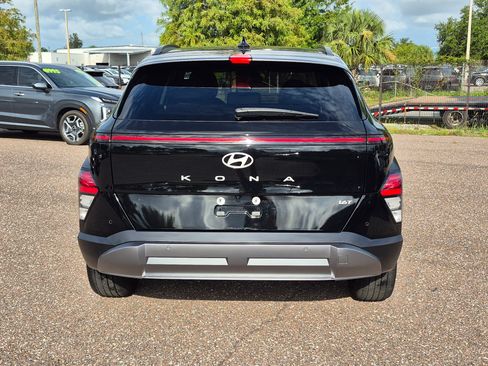 Used 2024 Hyundai Kona Limited FWD image 5