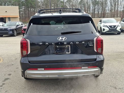 Used 2023 Hyundai Palisade Calligraphy image 5