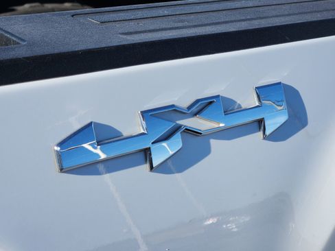 Used 2022 GMC Sierra 2500 SLE w/ SLE Convenience Package image 15