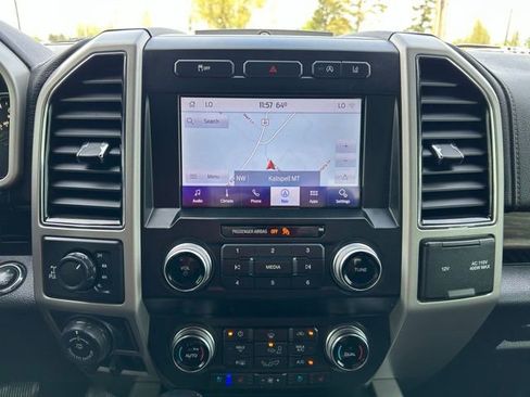Used 2020 Ford F150 Lariat w/ Equipment Group 502A Luxury AWD/4WD image 20