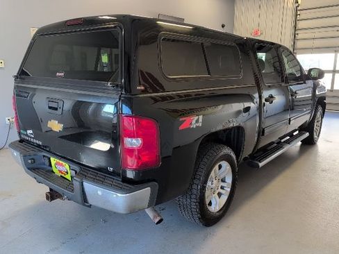 Used 2011 Chevrolet Silverado 1500 LT w/ All-Star Edition AWD/4WD image 4