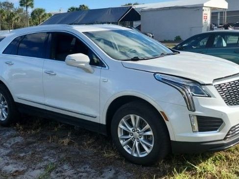 Certified 2022 Cadillac XT5 Luxury image 1