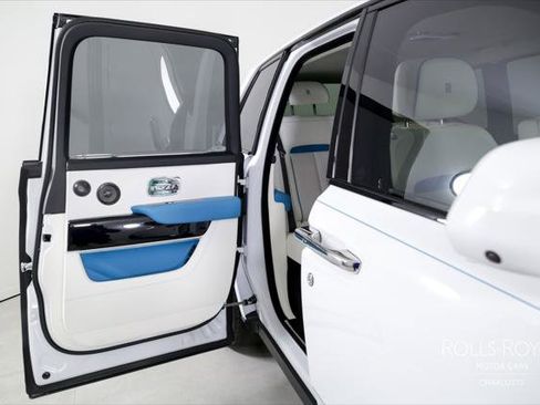 Certified 2023 Rolls-Royce Cullinan w/ Cullinan Package AWD/4WD image 29