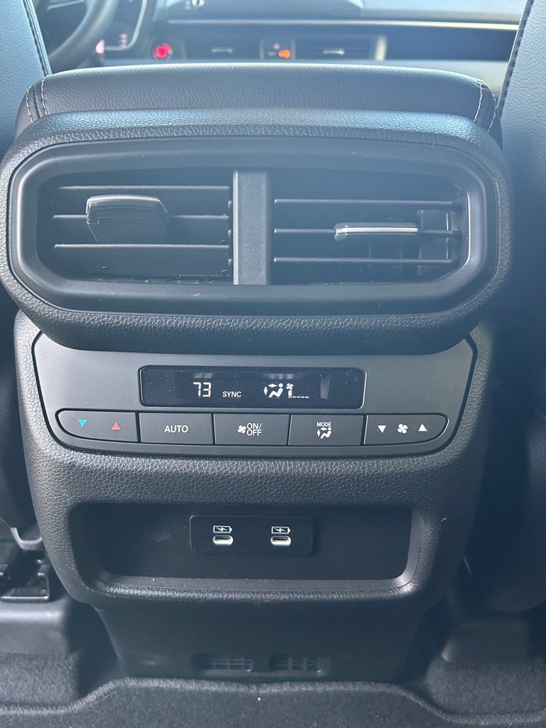 Used 2026 Honda Pilot Touring image 15