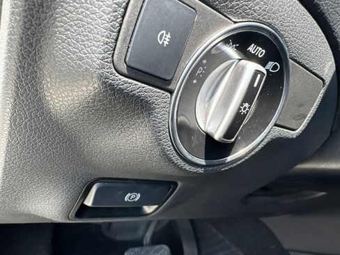 Used 2018 Mercedes-Benz CLA 250 image 14