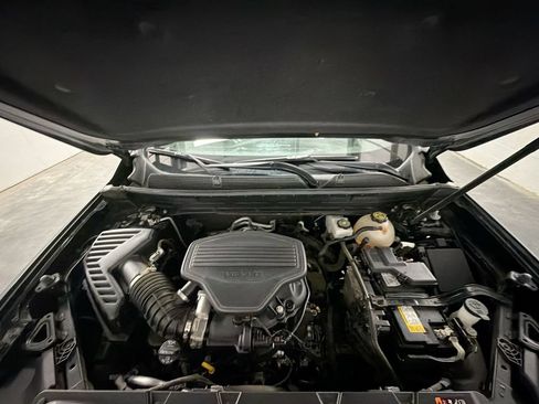 Certified 2023 GMC Acadia AT4 w/ Technology Package AWD/4WD image 30